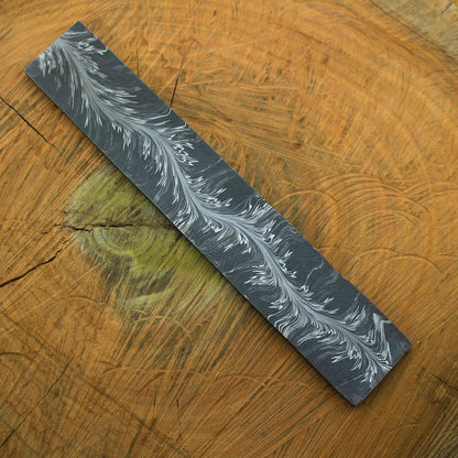 Feather Billet B04